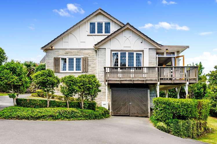 84 Meadowbank Road_0