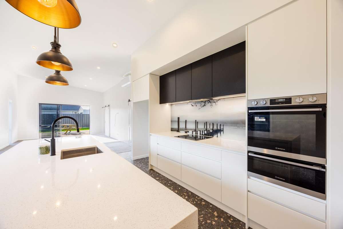 8 Holyrood Terrace_0