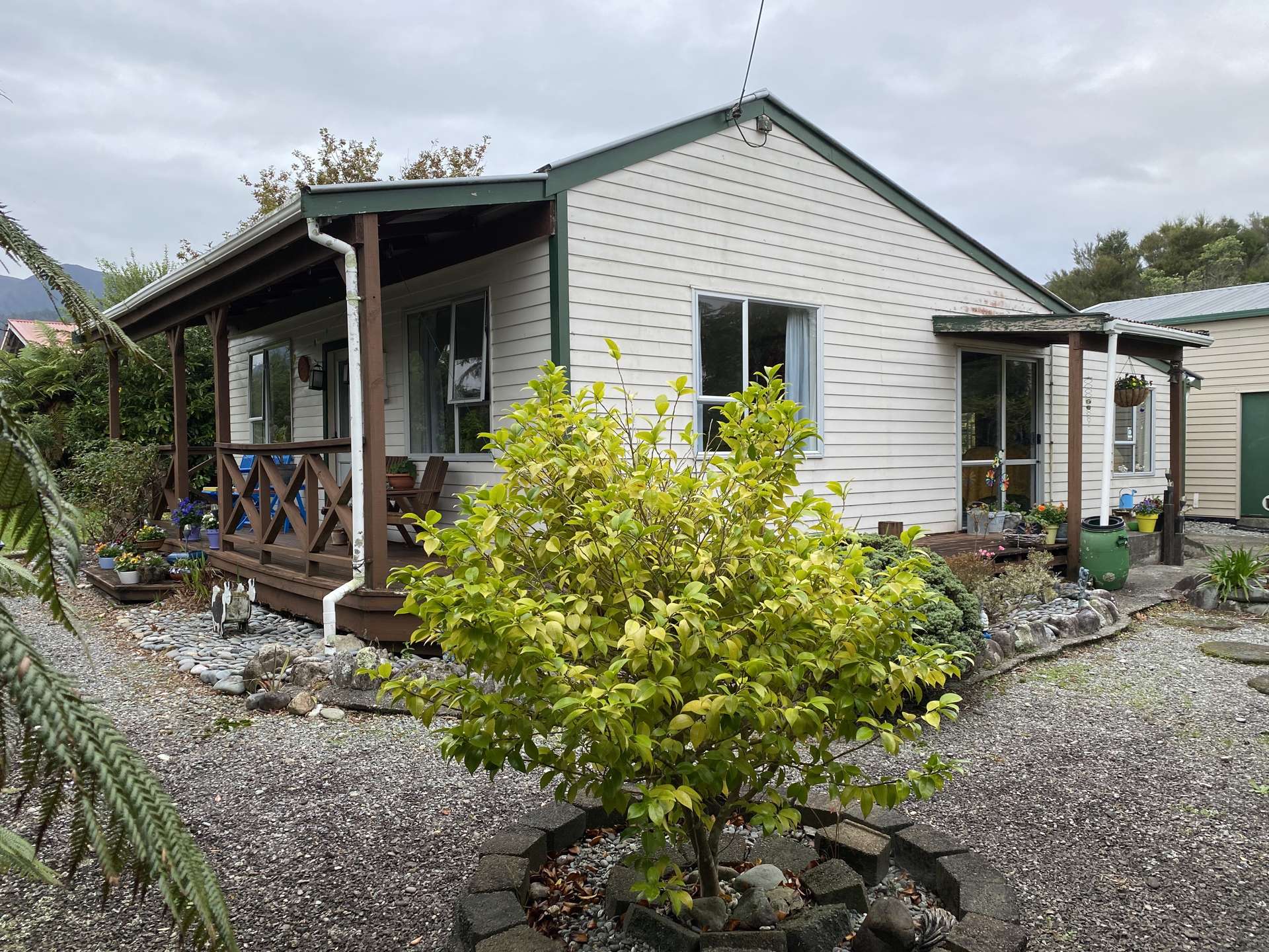 67 Mcgill Street Waimangaroa_0