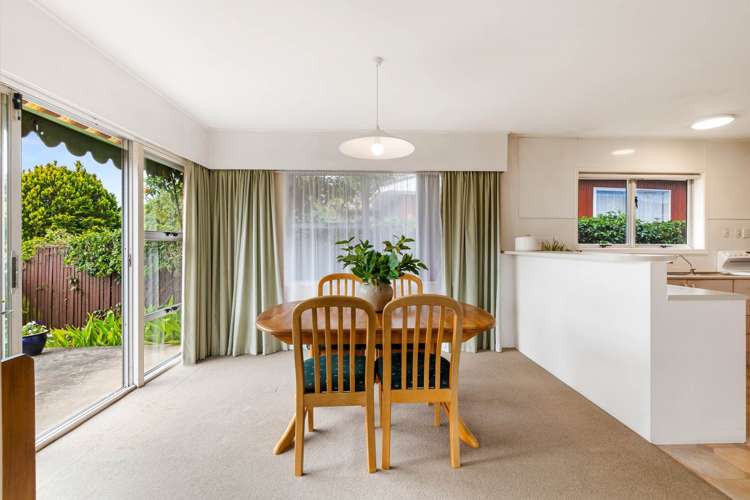 23 Tupaki Place Pakuranga Heights_12