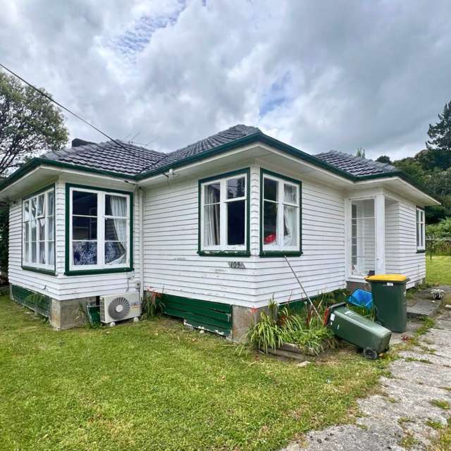 107 Main Road Wainuiomata_3