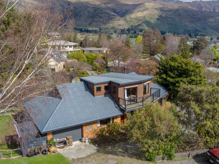 7 Redwood Lane Wanaka_0