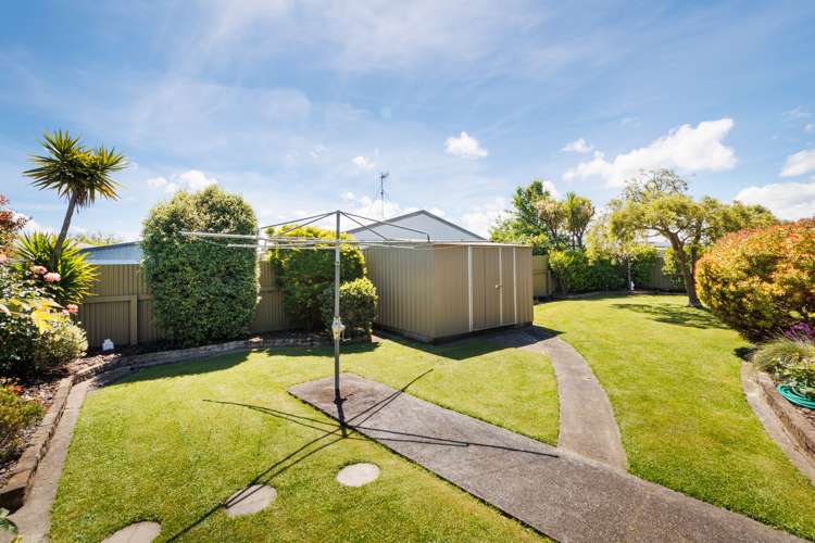 8 Willowbank Crescent Feilding_15