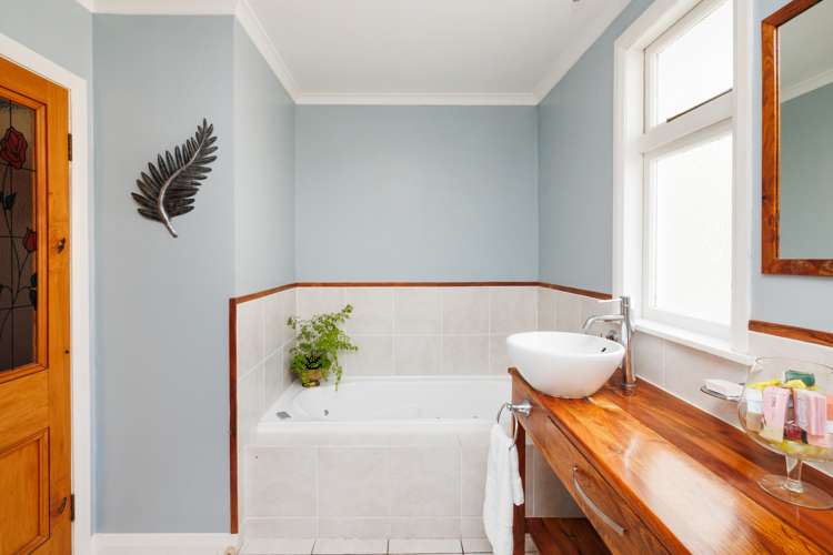 7 Vernon Avenue Takaro_17