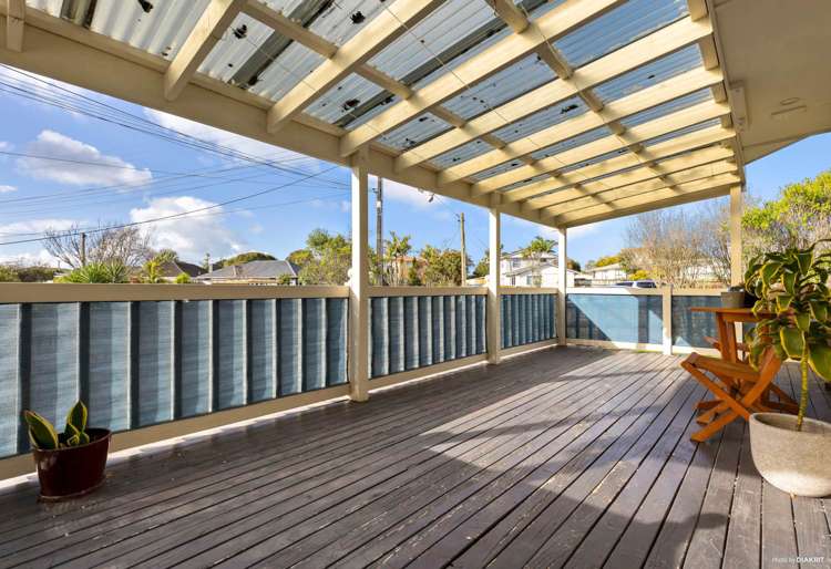 218 Birkdale Road Birkdale_13