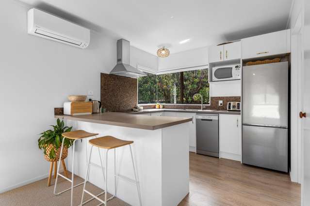 2/23 Towai Street Stoke_2