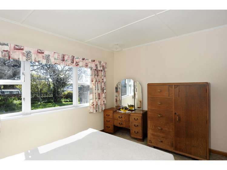 12 Lowry Street Richmond_13