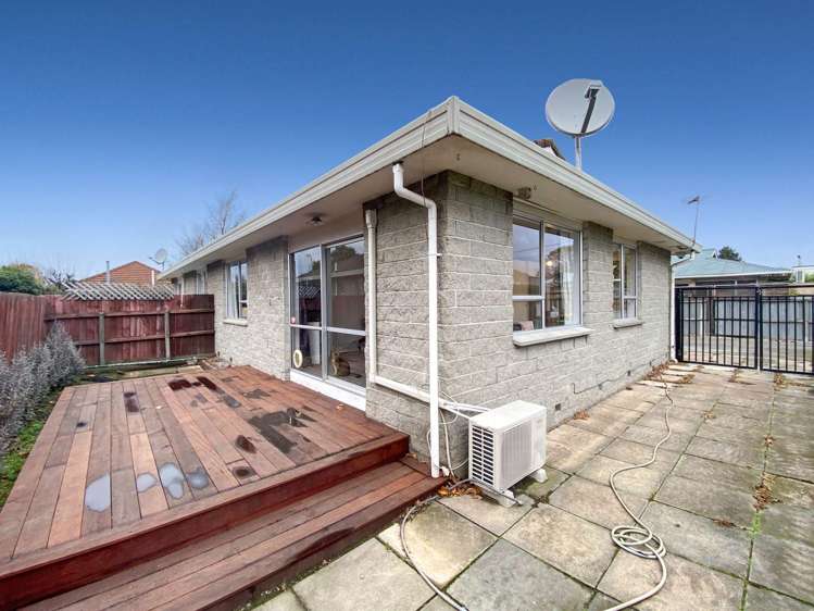 2/34 Vienna St Waltham_14