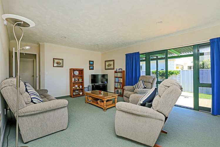 8 Ebury Mews Taradale_5