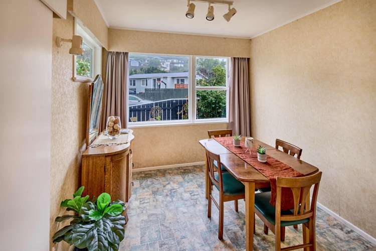 16 Clematis Grove Maungaraki_6