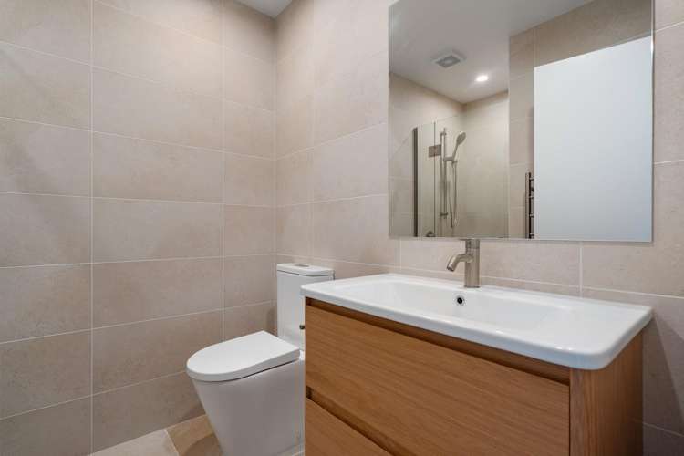 2/37 Diamond Avenue Spreydon_11