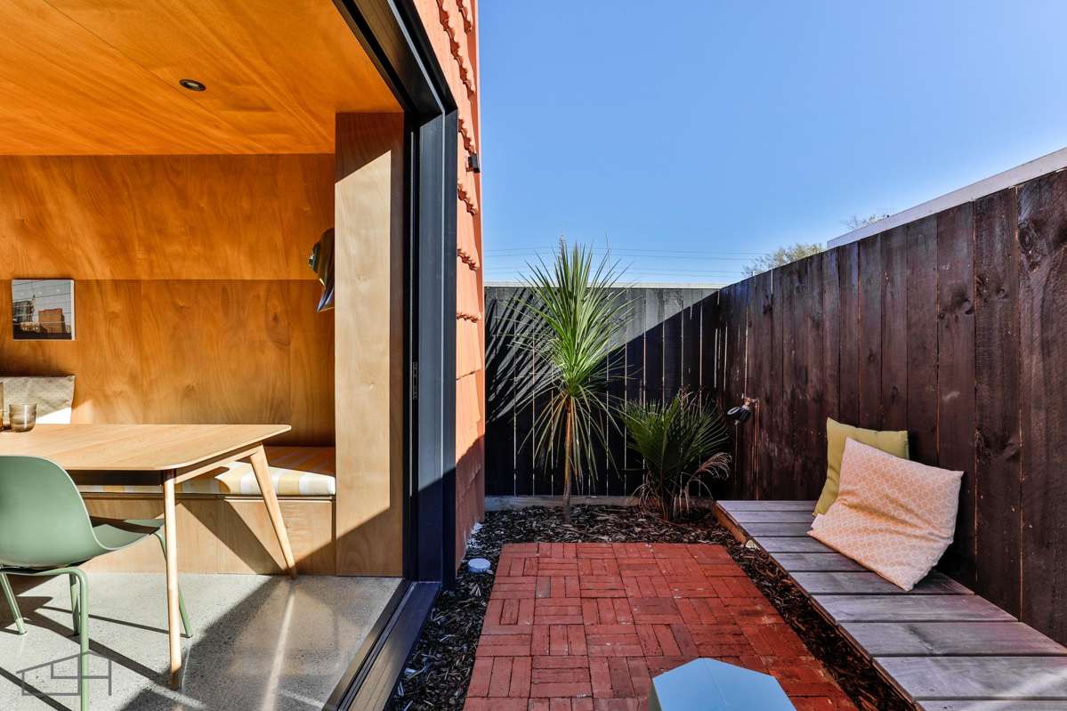 149A & B Avenue Road East_3