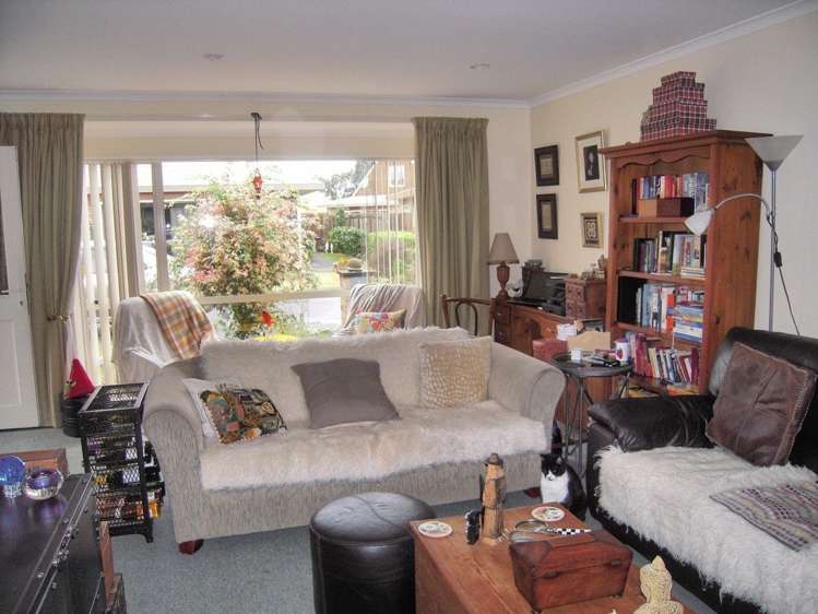 16/2 William Donald Drive Solway_2