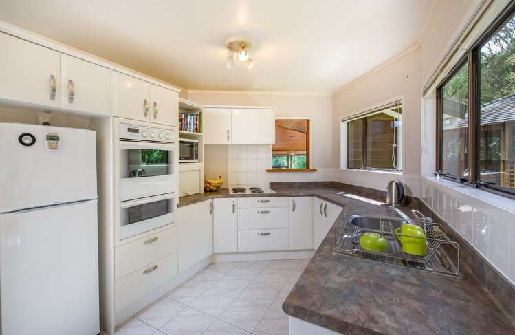 9 Raymond Terrace Northcote_11