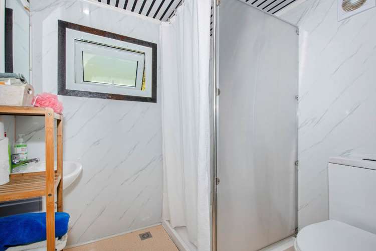 1504 Russell Road Helena Bay_10