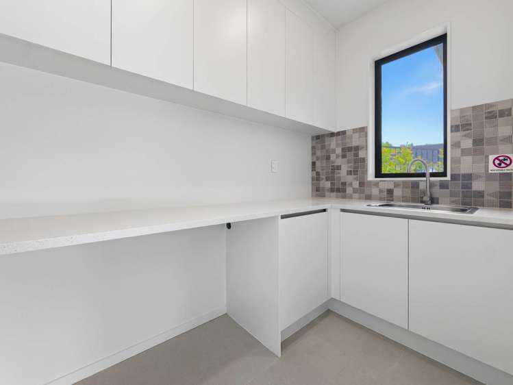 60 & 77 Rongoa Maori Way Pukekohe_21