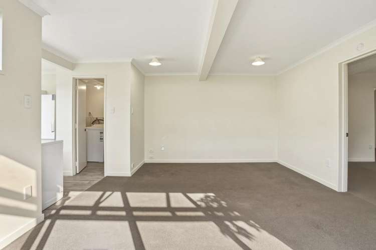 360 Kaikorai Valley Road Bradford_29