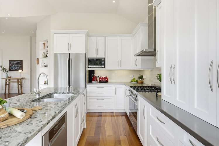 14 Mariri Road Kelburn_32