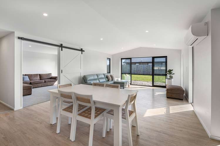 42 Blunden Road Lincoln_9