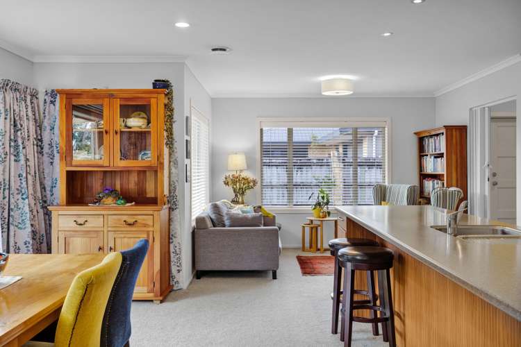 29d Baring Terrace Strandon_10