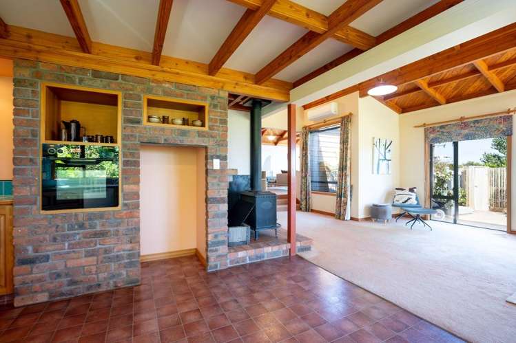 8 Faraday Rise Richmond_9