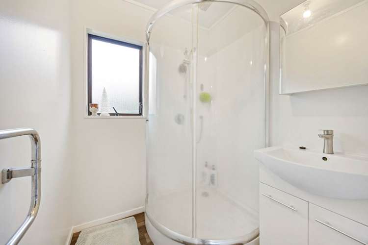 48a Brains Road Kelston_14