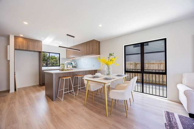 2 /26 Alamein Road Panmure_3