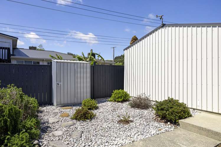 9 Lorenzen Bay Road Raglan_24