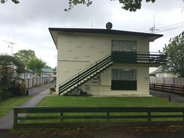 8/11 Stanley Street