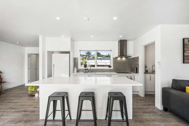 15d Aeroview Drive Beach Haven_1