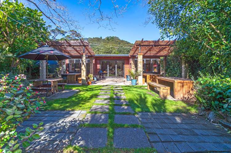 8 Pye Place Hot Water Beach_5