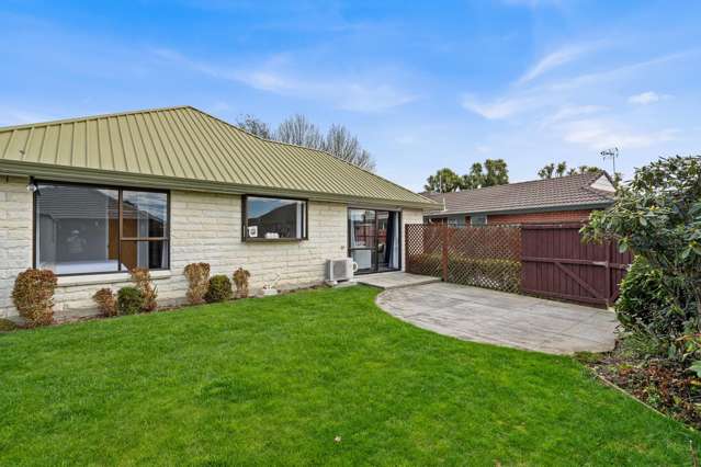 Renovated, Relaxed & Ready to Go