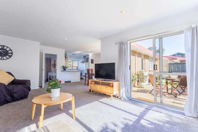 5A Beachwater Grove Paraparaumu Beach_2