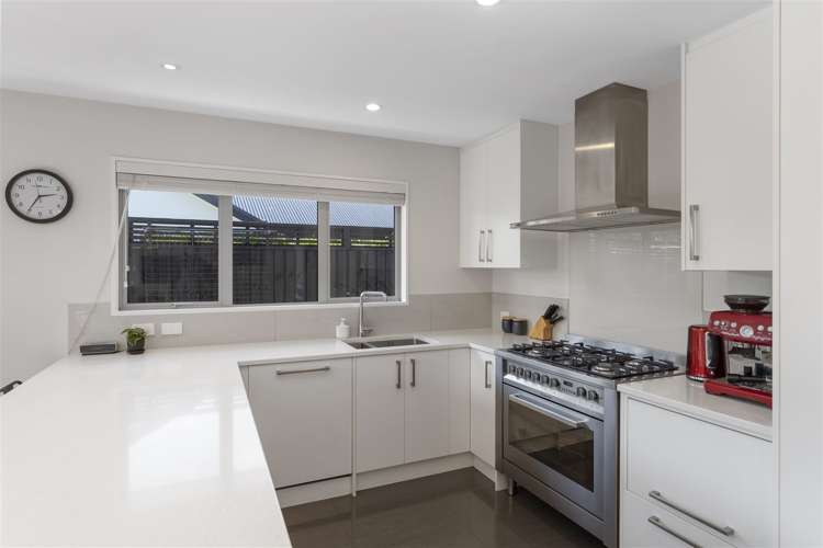 6 Hadlow Place Burnside_4