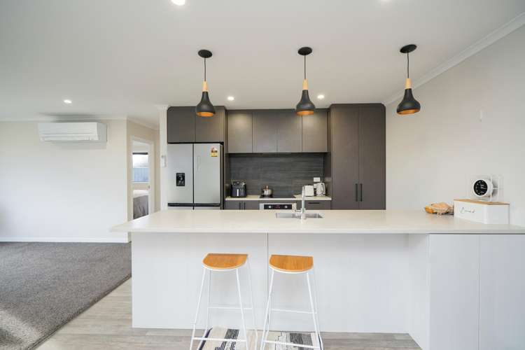 144 Stirrat Street_1