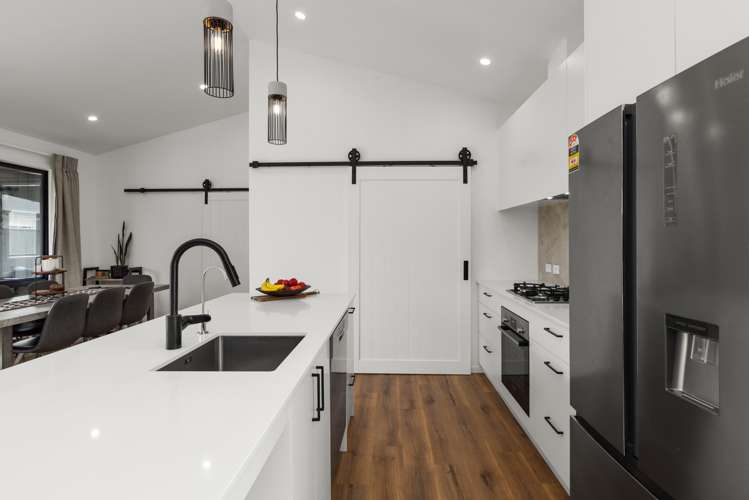 52 Hunter Drive Awatoto_3