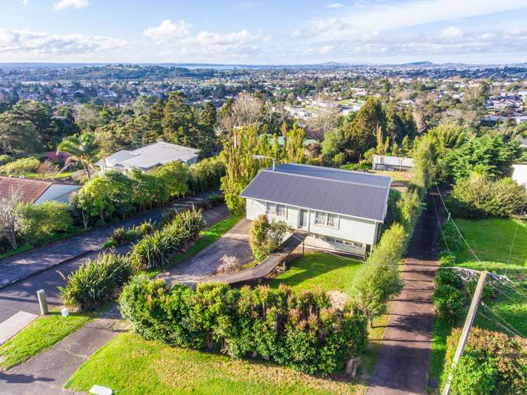 145 Glengarry Road Glen Eden_21