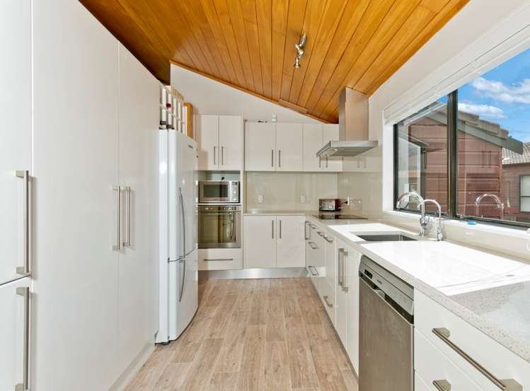 2/11 Faulkner Road Northcote Point_7
