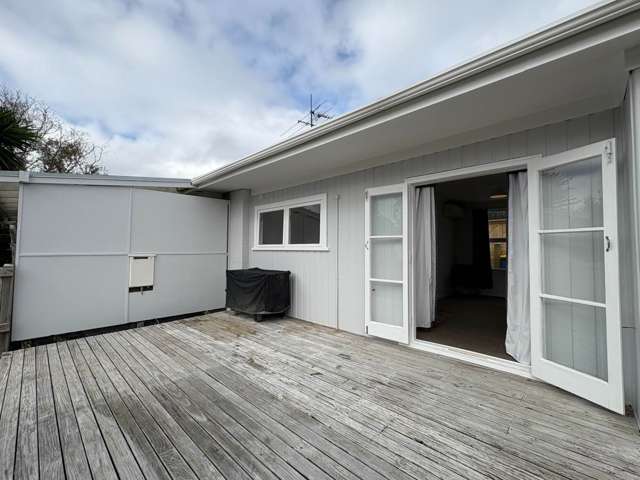 62A McLeod Road Te Atatu South_1