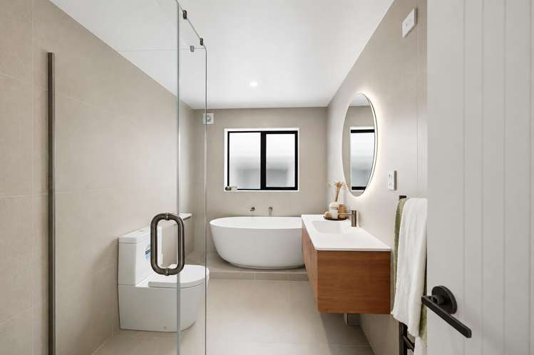 17A Rock Isle Road Torbay_12