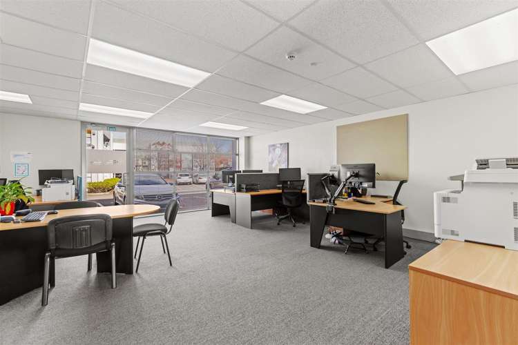 4/41 Sir William Pickering Drive Burnside_5