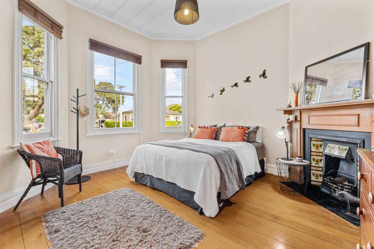 24 Royal Terrace Sandringham_6