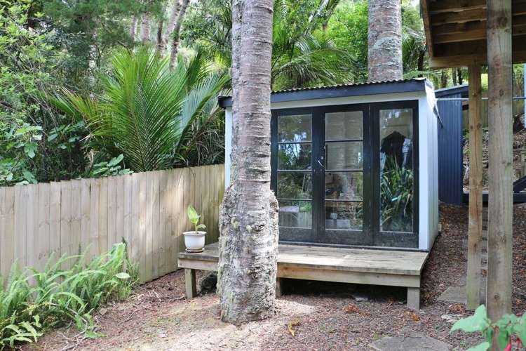 25 Opou Road Titirangi_13