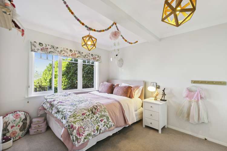 8 Nakora Road Karaka Bays_12