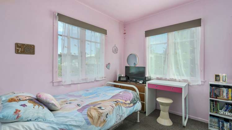 1 London Terrace Welbourn_13