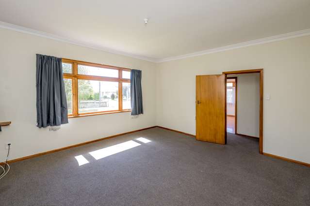 6 Queenwood Road Levin_2