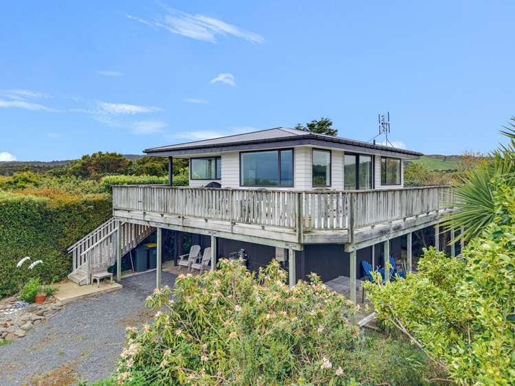 25 & 27 Totara Street Kaka Point_3