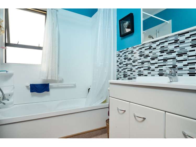 17 Mickle Street Te Atatu South_11