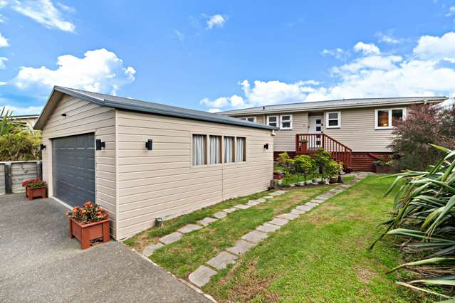 26 Ashwell Drive Port Waikato_2