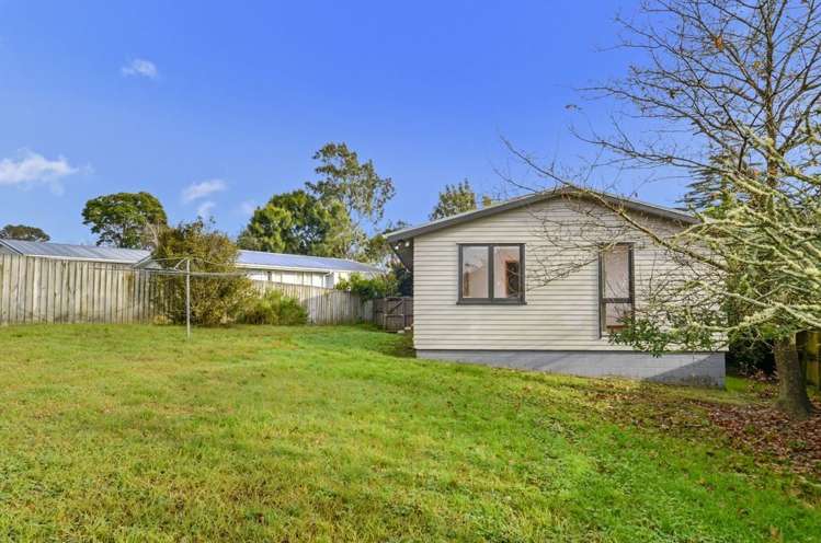 46 Taurus Crescent Beach Haven_16